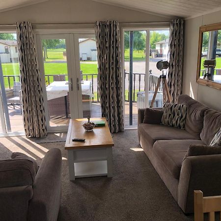 Bumblebee Lodge Tydd St. Giles Eksteriør billede